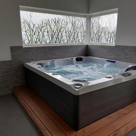 Bed & Breakfast La Couture Du Charme