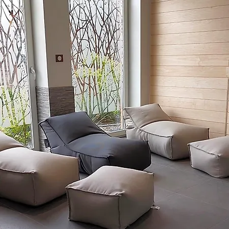 La Couture Du Charme Bed & Breakfast